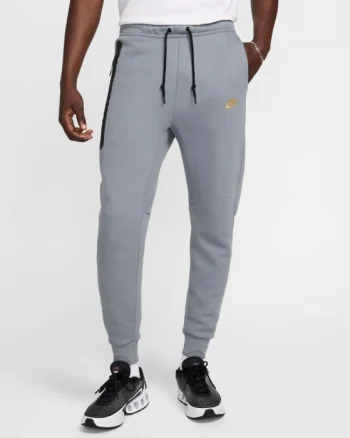 Pantaloni Nike M Tech Fleece Jggr