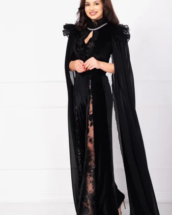 Pantaloni negri eleganti din catifea cu decupaj acoperit cu tulle brodat