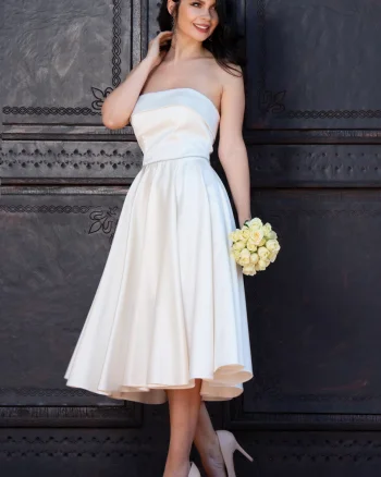 Rochie de cununie butter Nancy in clos cu strassuri in talie