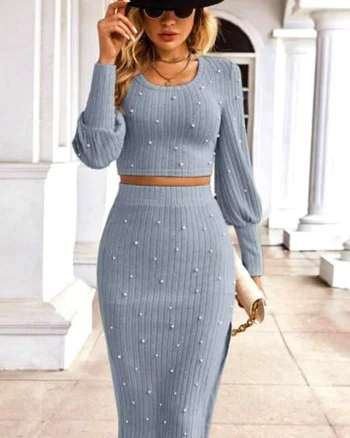 Compleu elegant Marilene, bluza crop cu mansete late, perle decorative si fusta, Gri