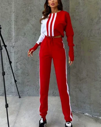 Compleu sport One Balance, bluza cu manseta tip manusa, snur in talie si pantaloni cu banda elastica, Rosu