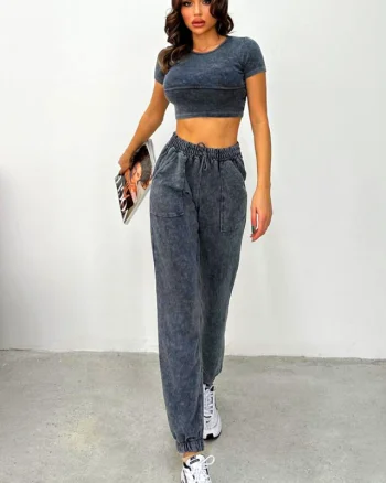 Compleu sport TyANA, tricou scurt si pantaloni lejeri cu banda elastica, Gri