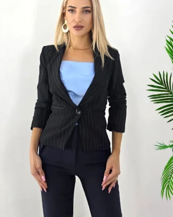 Sacou elegant KaLyon, croi scurt cu nasture si buzunare decorative, Negru