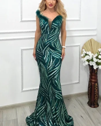 Rochie lunga de seara VaLLia, croi sirena, cu paiete si pene strut, Verde