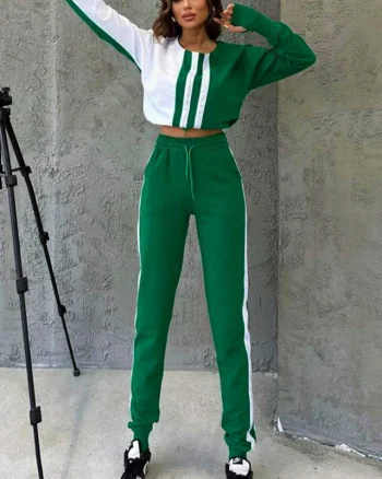 Compleu sport One Balance, bluza cu manseta tip manusa, snur in talie si pantaloni cu banda elastica, Verde