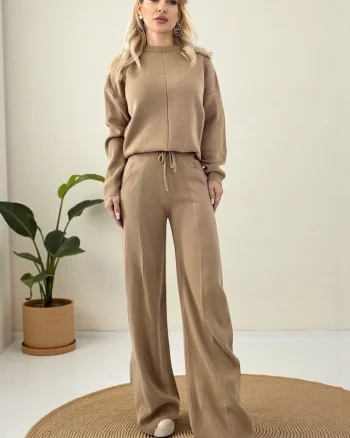 Compleu lejer cu lana ELETRA, bluza asimetrica si cristale laterale, BEJ, Marime M/L