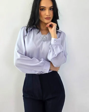 Camasa aspect matasos DORYA, cu perla si brosa detasabila, Lila, Marime S/M