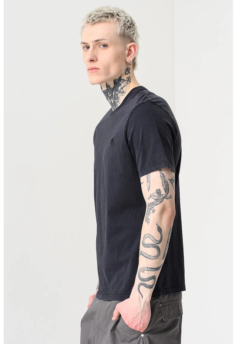 Tricou regular fit cu decolteu la baza gatului, Negru