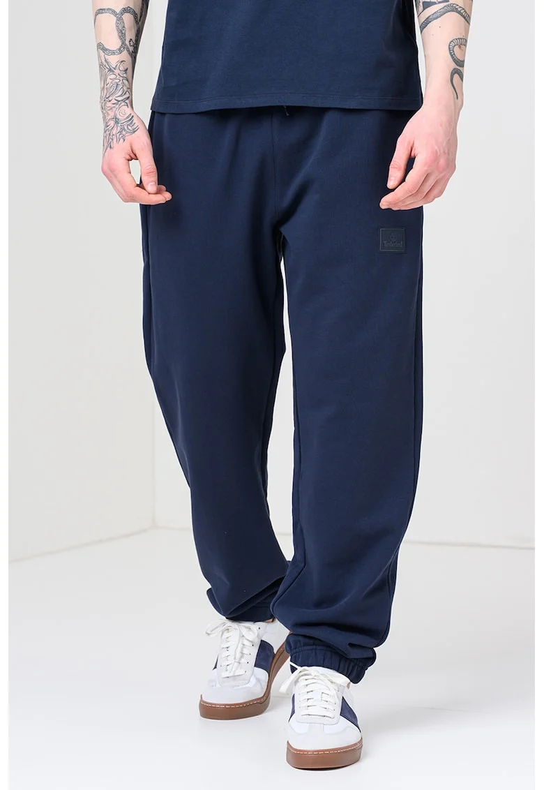 Pantaloni de trening relaxed fit Silicon Badge, Bleumarin