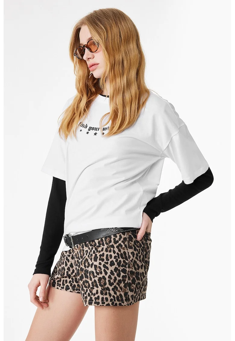 Pantaloni scurti din bumbac cu model animal print, Maro taupe/Maro pamantiu