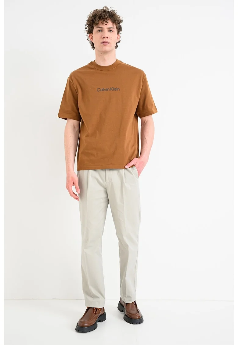 Tricou relaxed fit cu imprimeu logo Standard, Maro