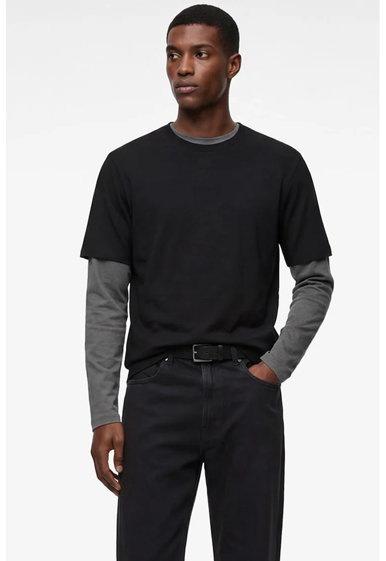 Tricou uni cu decolteu la baza gatului, Negru