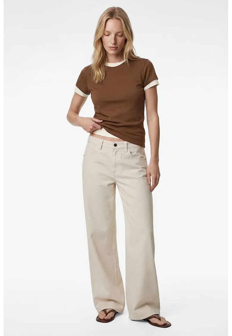 Tricou slim fit cu decolteu la baza gatului, Maro pamantiu