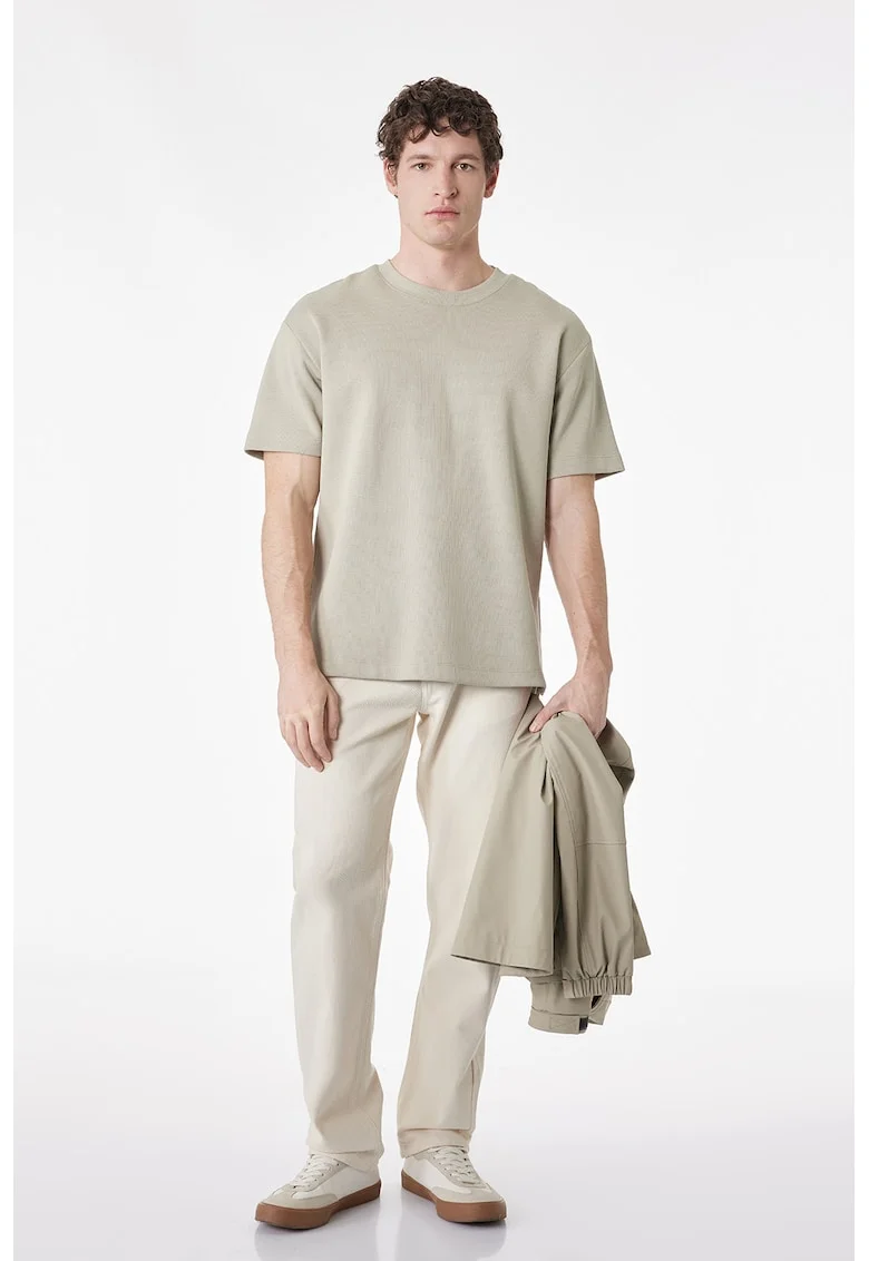 Tricou relaxed fit cu decolteu la baza gatului, Verde pal