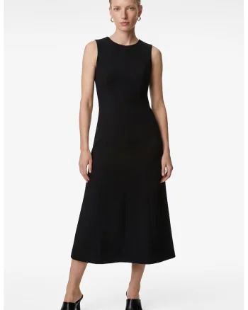 Rochie evazata fara maneci, Negru