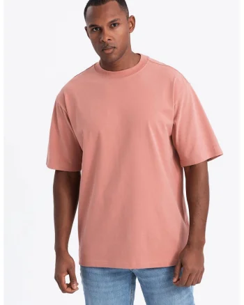 Tricou lejer cu decolteu la baza gatului