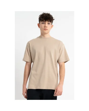 Tricou lejer cu model uni si decolteu la baza gatului