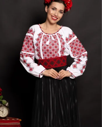 Brau traditional rosu Matilda cu simbolul rombului