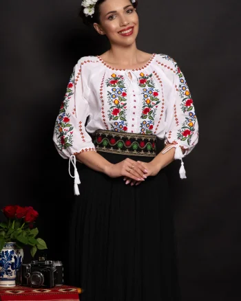 Brau dama traditional Lucia cu motive populare brodate