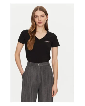 Tricou cu decolteu in V,