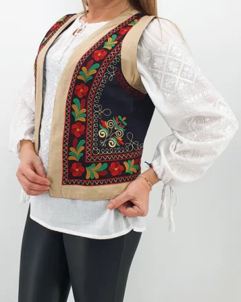 Vesta brodata cu model traditional Jenica 2