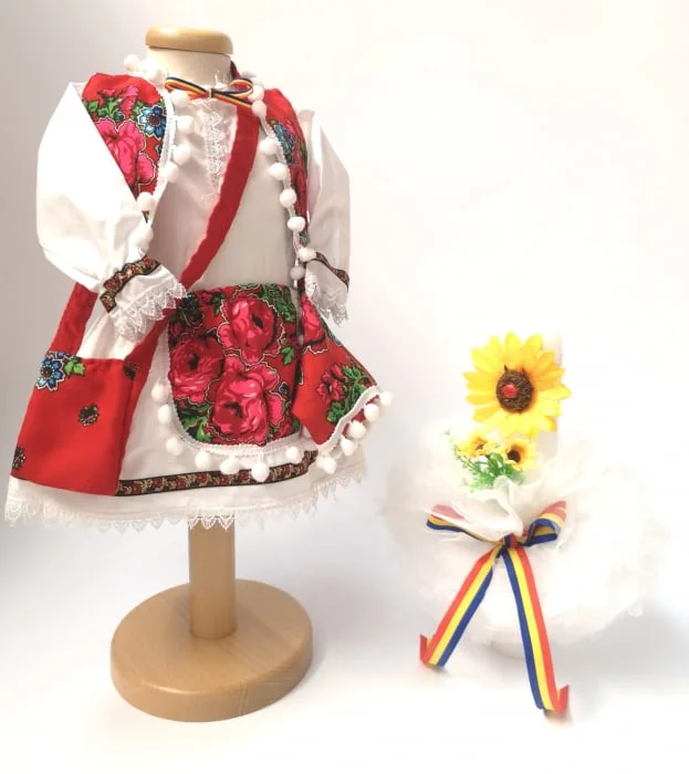 Set Traditional Botez Fetita - Costumas + Lumanare 4