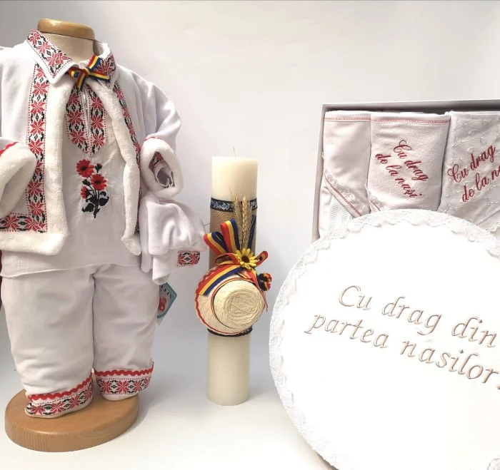 Set Traditional Botez Baiat - Costumas + Trusou + Cutie + Lumanare 4