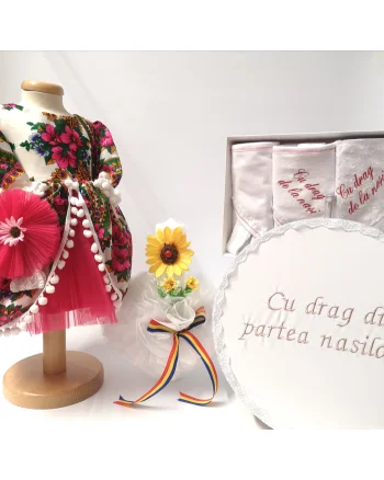 Set Traditional Botez - Costumas fetita Trusou Cutie pentru trusou Lumanare -TUL