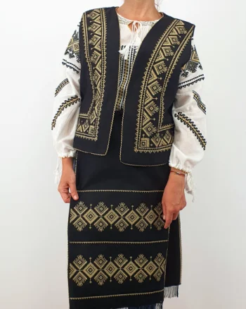 SET - 2 Fote brodate cu model traditional 3