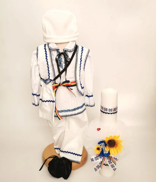 Set Traditional Botez Baiat - Costumas + Lumanare Adan