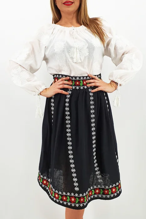 Fusta stilizata cu motive traditionale Ioana 2