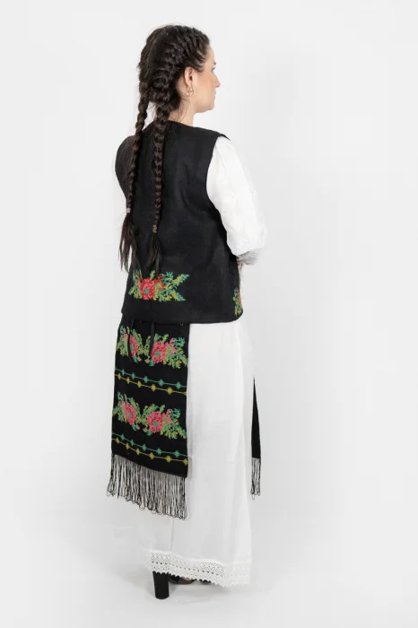 SET - Fote brodate cu model traditional Cerasela