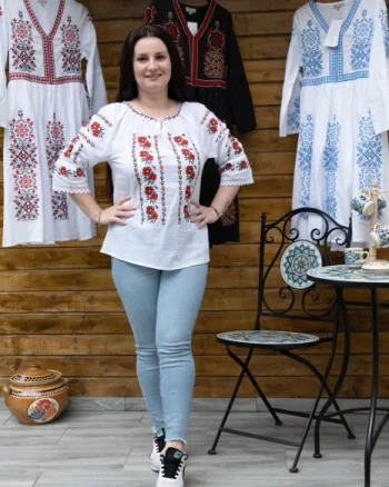 Ie Traditionala Maricica 15