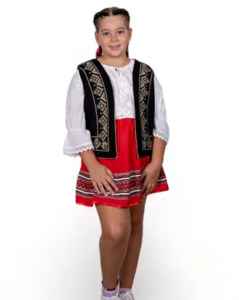 Vesta traditionala fetite Alina