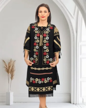 Costum Traditional Vesta si 2 Fote Damina 2
