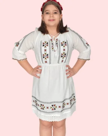 Rochie traditionala fetite Raluca