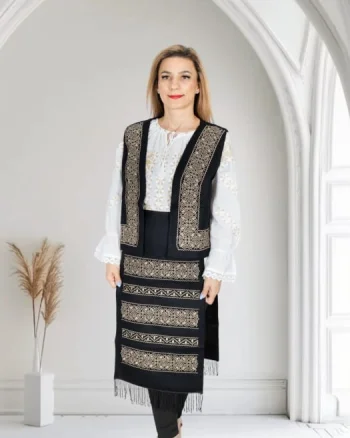 Costum Traditional Vesta si Fote Alina 5