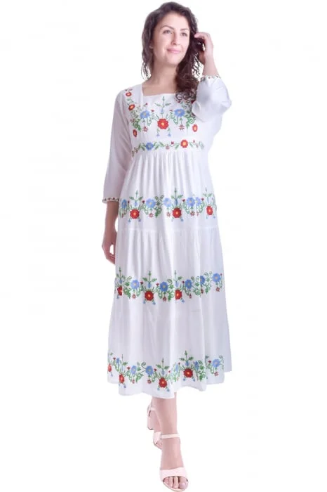 Rochie traditionala maxi alba cu motiv floral multicolor Sanziana