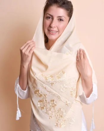 Marama traditionala crem cu broderie florala aurie Anabela