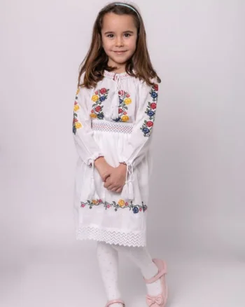 Compleu traditional alb pentru fetite cu motiv floral tricolor Alessia