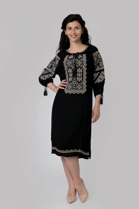 Rochie traditionala midi neagra cu motiv floral crem Tamara