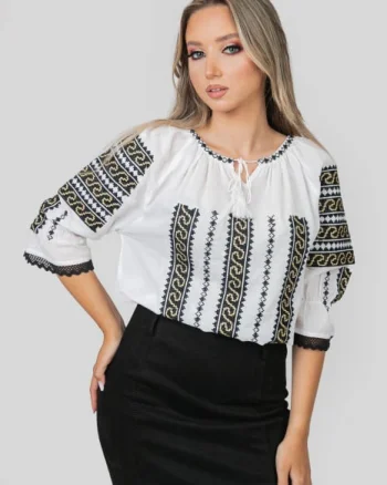 Ie traditionala alba cu motiv geometric negru Andrada 02