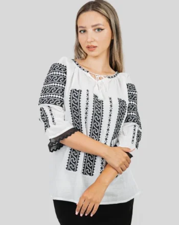 Ie traditionala alba cu motiv geometric negru Andrada 03