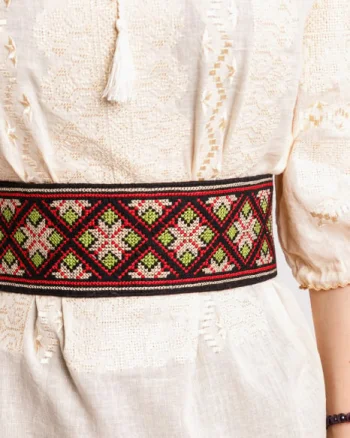 Brau traditional negru cu motiv geometric multicolor Zamfira 01