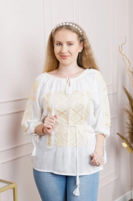 Bluza alba cu motiv geometric auriu Ines 03