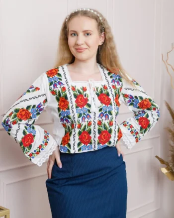 Bluza alba cu motiv floral rosu Valentina 01 - maneca lunga