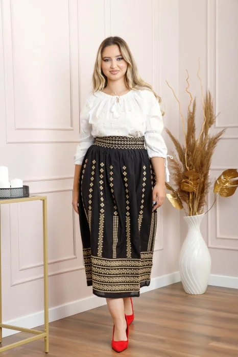 Fusta traditionala neagra cu broderie geometrica crem Daniela