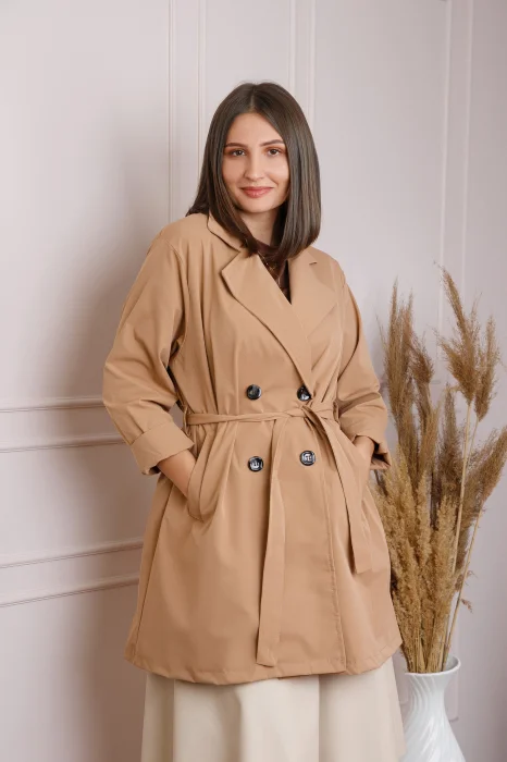 Pardesiu elegant camel cu cordon si nasturi