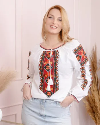 Ie traditionala alba cu motiv floral multicolor Carmen