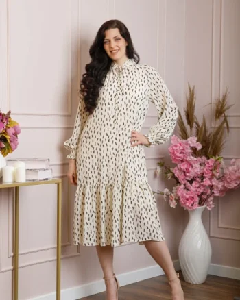 Rochie eleganta Antoinette ecru cu volanase